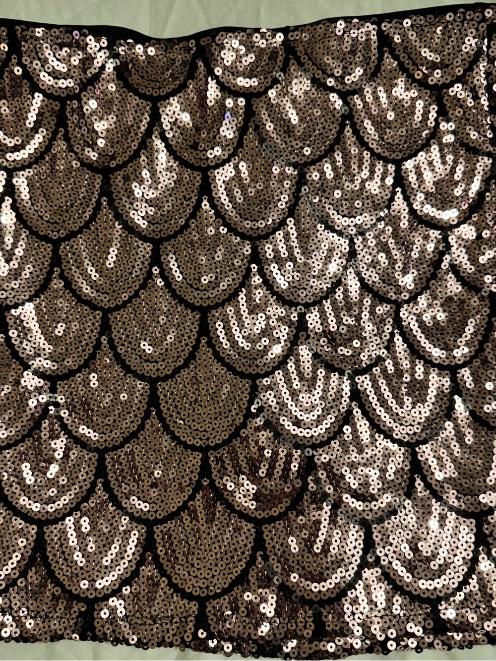Sequined Scallop Pattern Skirt- Rose Gold